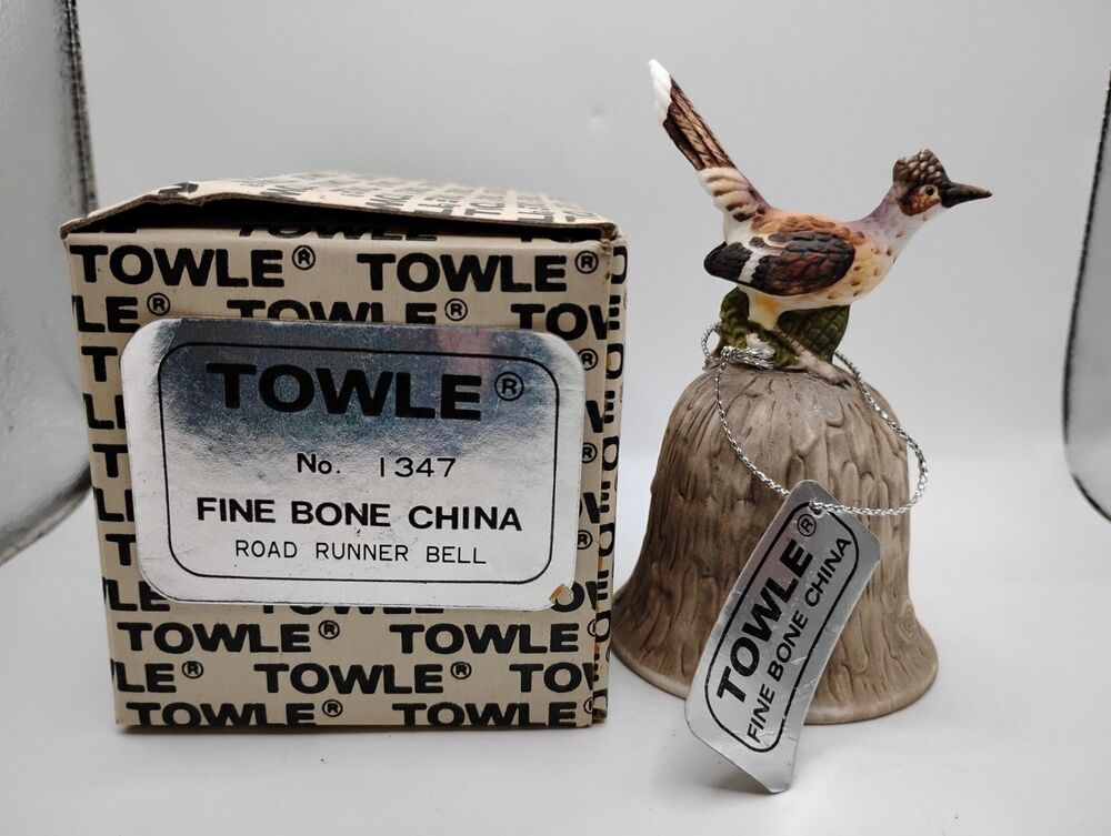 Vintage Roadrunner Bell Towle Fine Bone China Made in Taiwan 4.5x2.5